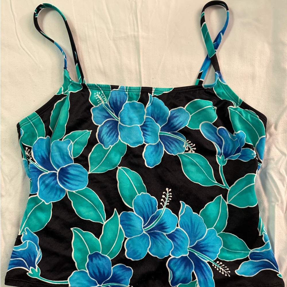 Floral Two-Piece Tankini Set with Blue and Green Hibiscus - Picture 2 of 5